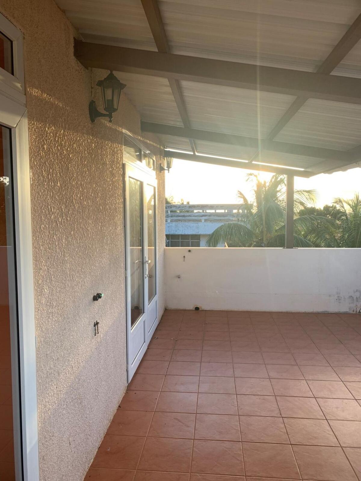Luxurious House At Coromandel Apartment La Rotraite