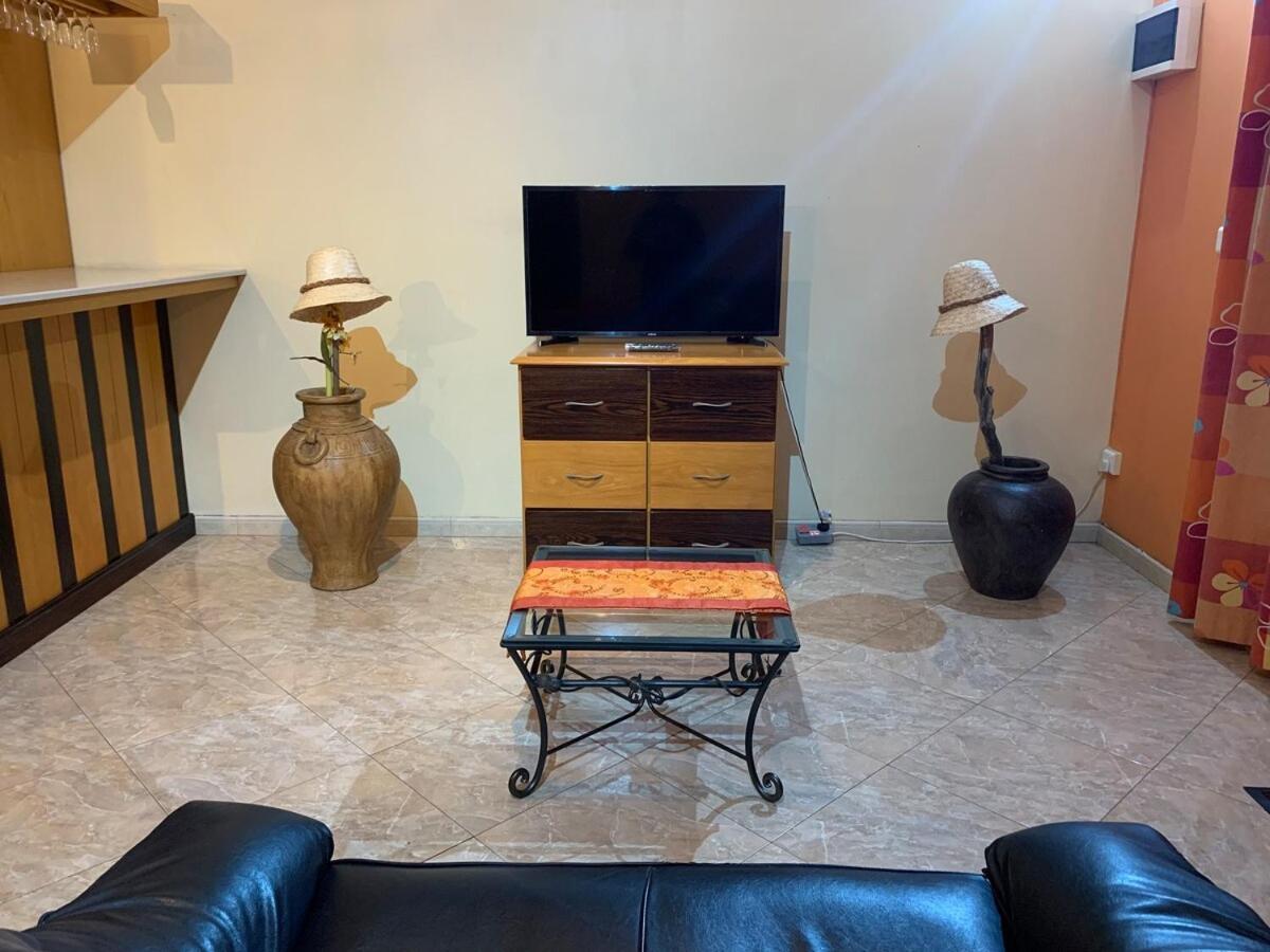 Luxurious House At Coromandel Apartment La Rotraite